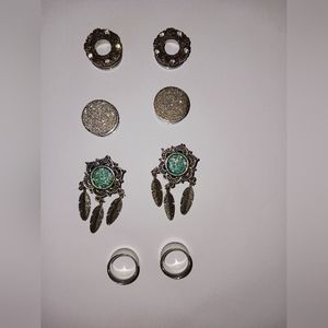 4 pairs of 00 gauge plugs